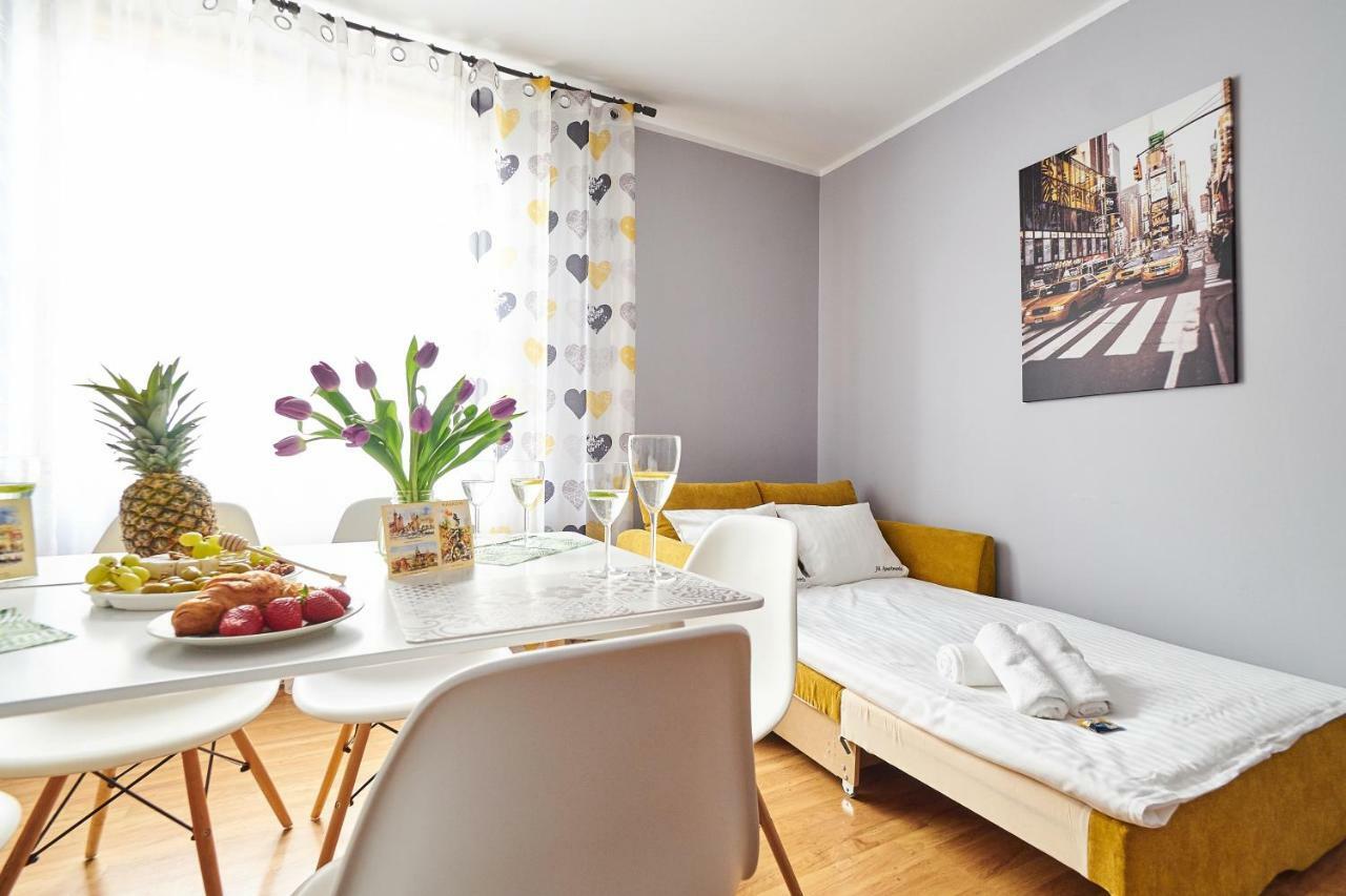 Jm Apartments Zamieszkaj W Centrum Krasków Exteriör bild
